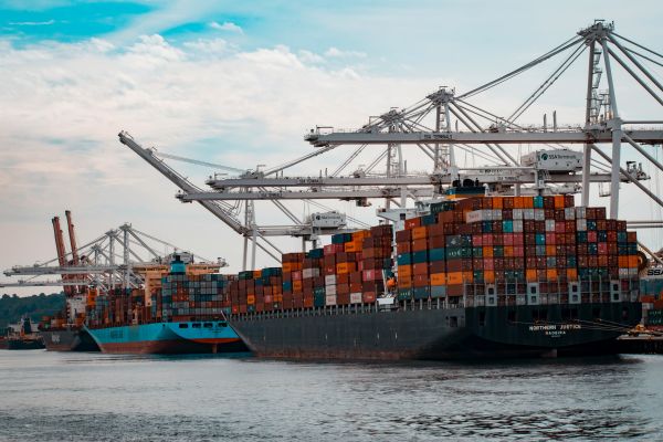 Top strategies for shipping from China to the USA smoothly